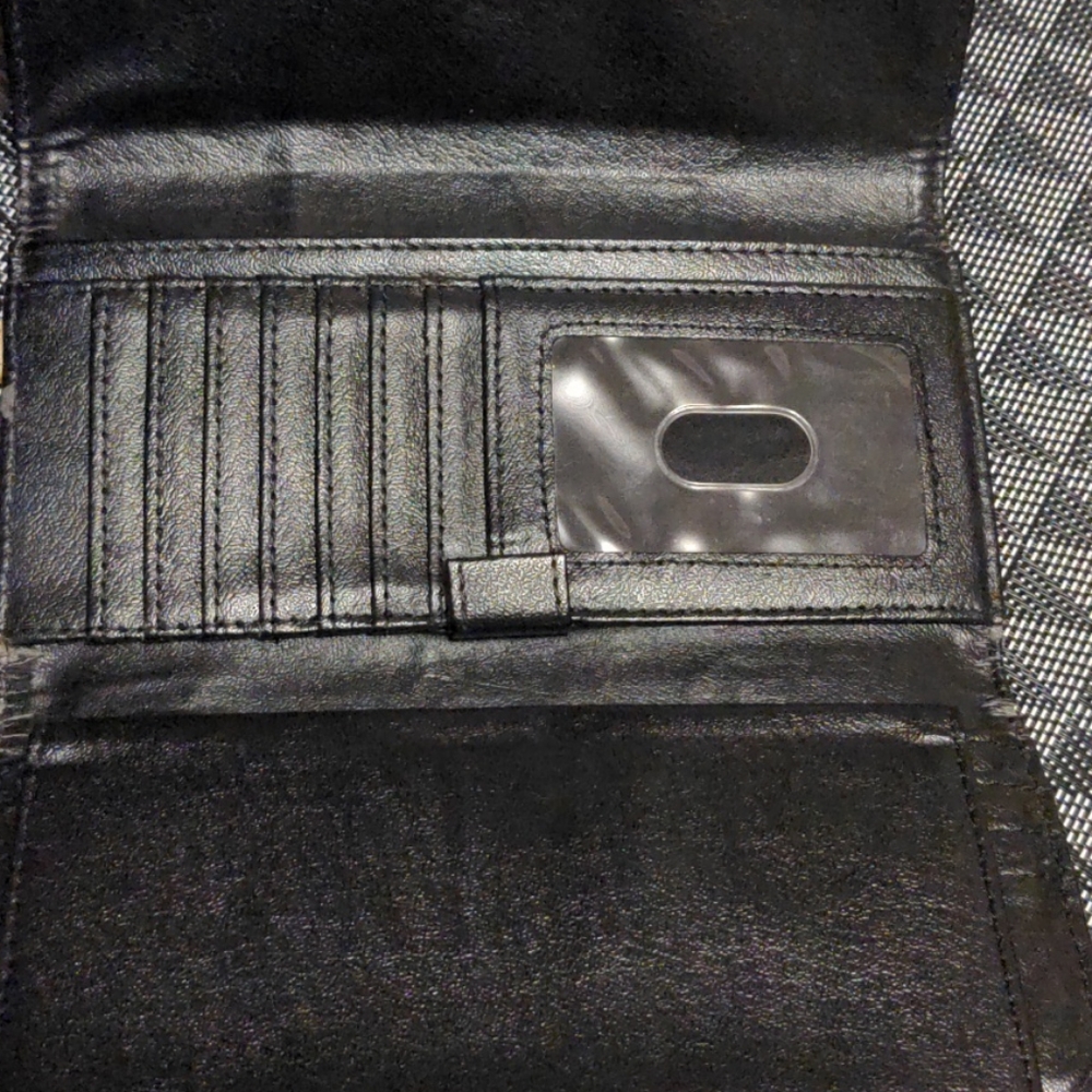 Wallet - Picture 2 of 4